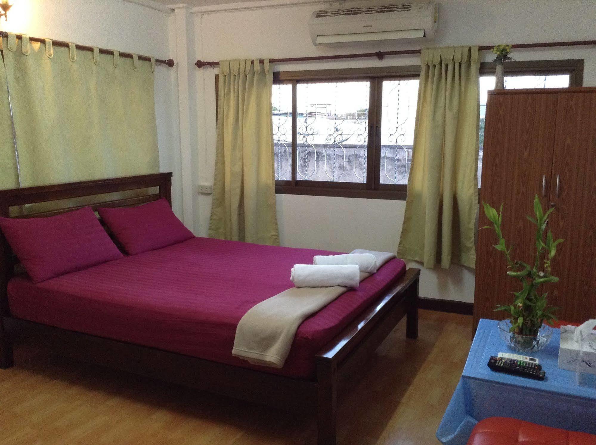Mint Hostel Μπανγκόκ Εξωτερικό φωτογραφία